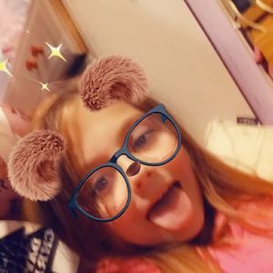 Meet your Posher, Leah